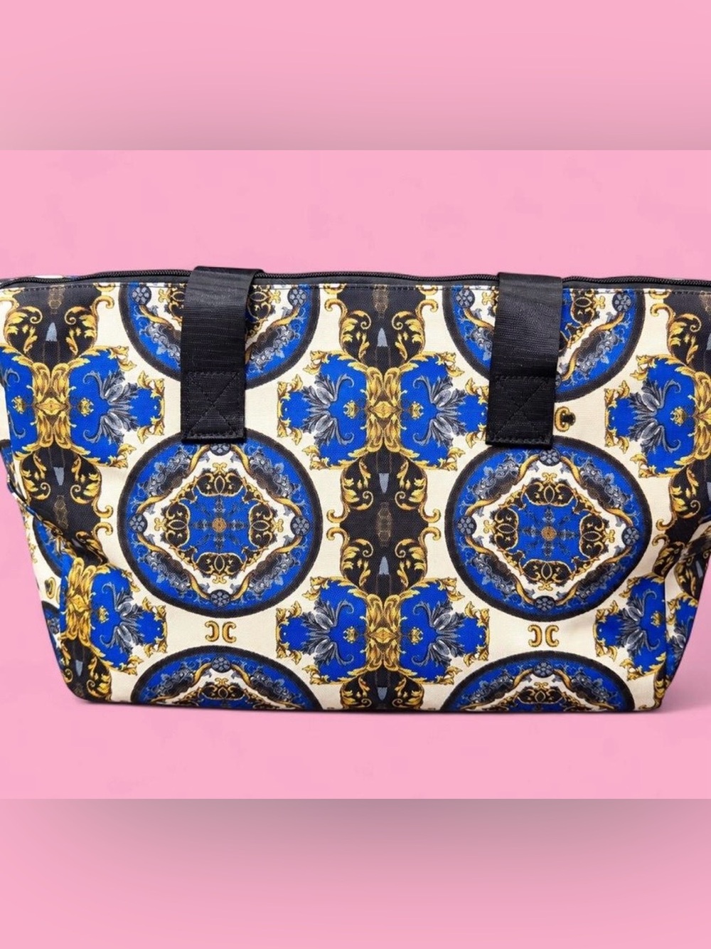 ✨ STUNNING Alice + Olivia "Regal Romance" Duffel Bag ✨